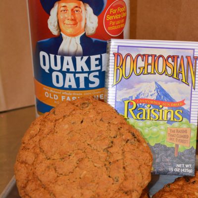 oatmeal & raisin cookies